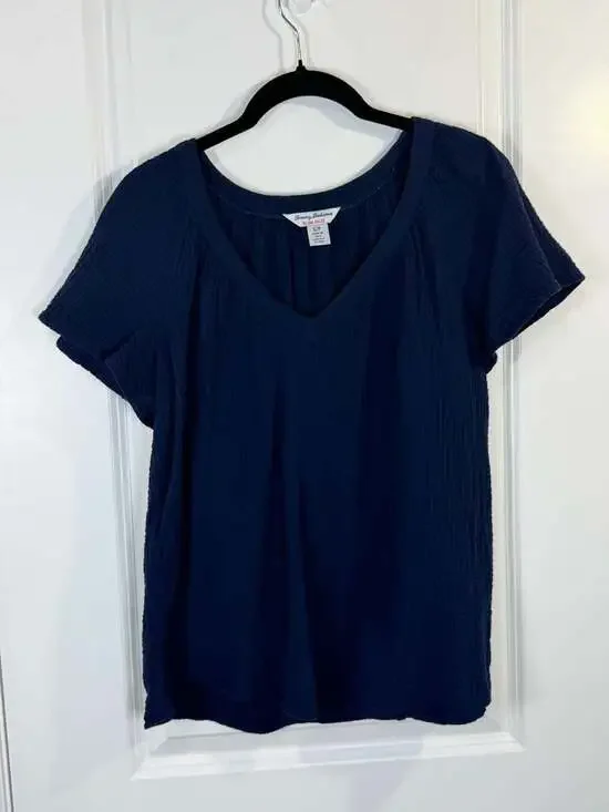 Tommy Bahama Island Gauze Short-Sleeve V-Neck Top, Size S - Picture 1 of 8